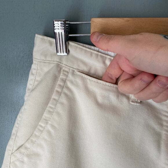 VANS Men's 32R White Ivory Chino Shorts Classic Skater Surfer Cotton Minimalist - Picture 10 of 11